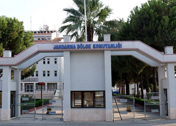 İzmir İl Jandarma Alay Komutanlığı